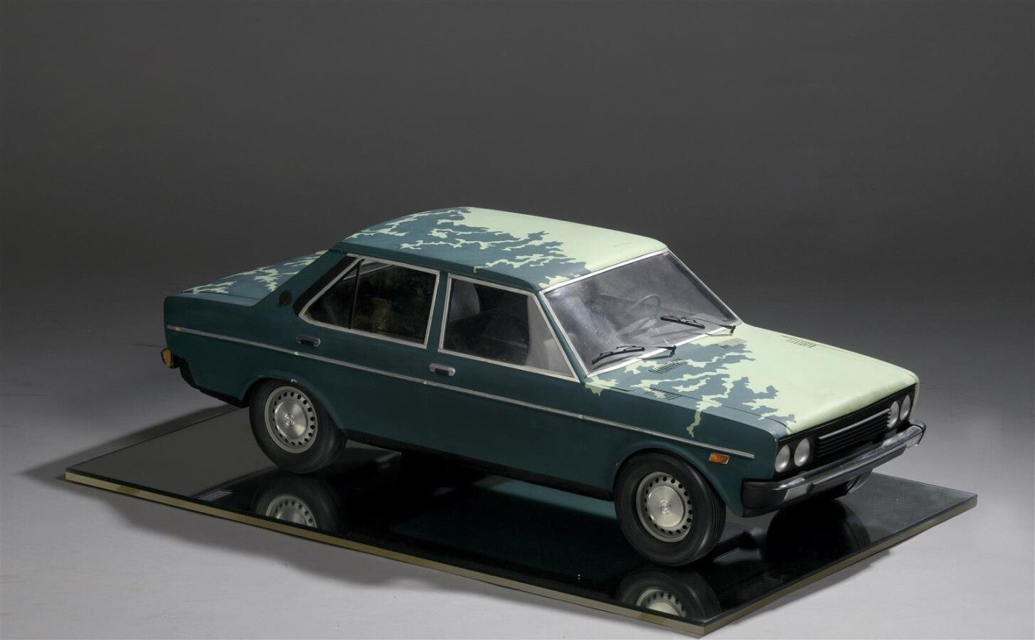 Null (J) Arnoldo POMODORO (nato nel 1931)

Fiat 131, verde, 1977

Studio per la &hellip;