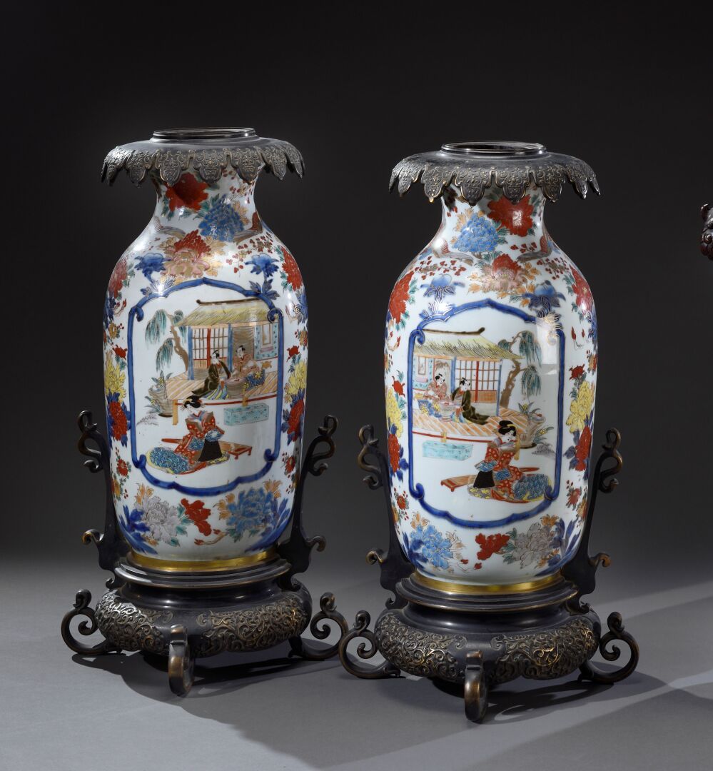 Null JAPAN - MEIJI period (1868-1912) 

Pair of porcelain vases with polychrome &hellip;