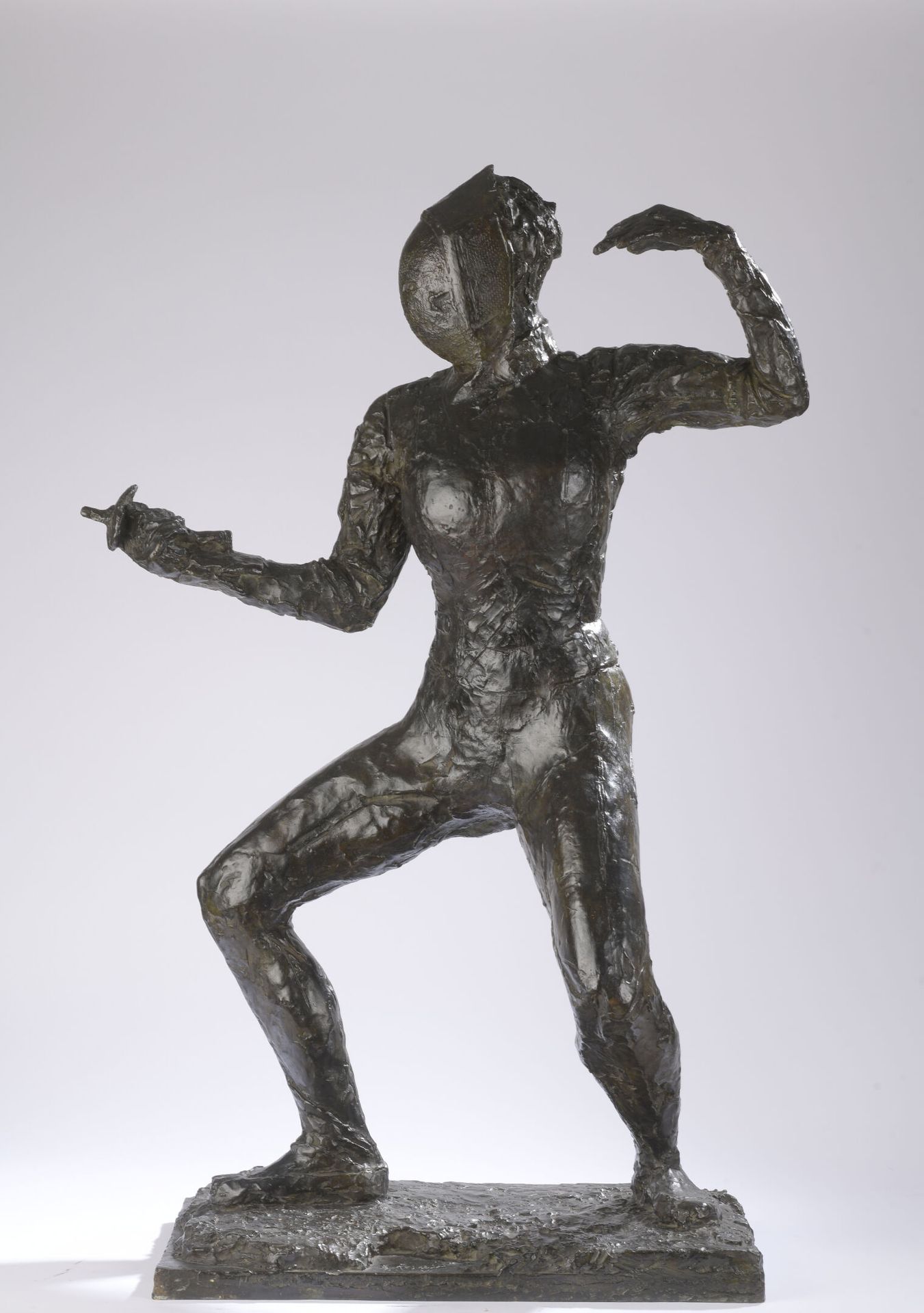 Null 热尔曼-里歇尔(Germaine RICHIER) (1904-1959)

戴面具的击剑手，1943年

带有深棕色铜锈的铜版画，平台上有3/6的签&hellip;