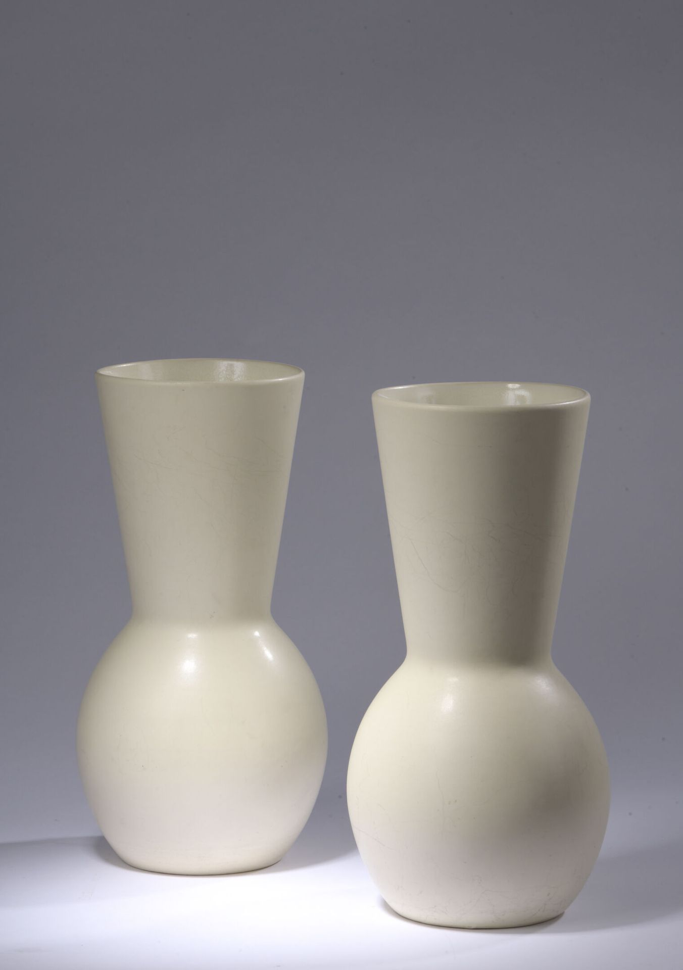 Null Travail ALLEMAND des années 1970

Paire de grands vases à céramique verniss&hellip;