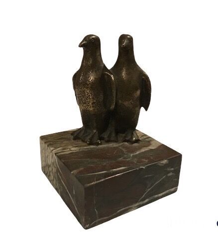 Null École FRANÇAISE du XXe siècle 

Presse papier en bronze à patine brune figu&hellip;
