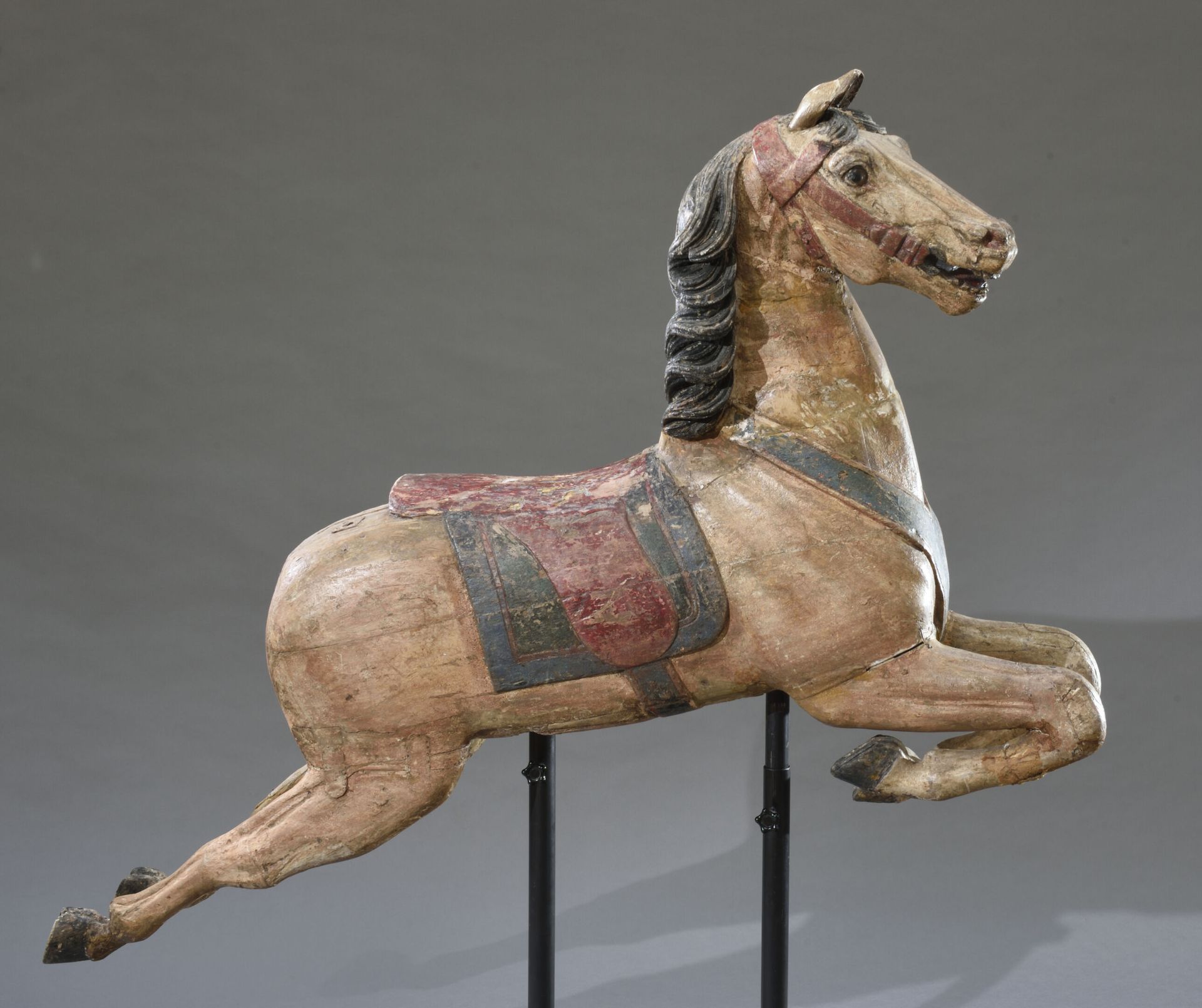 Null Important cheval de manège en bois sculpté et polychromé
Probablement Allem&hellip;