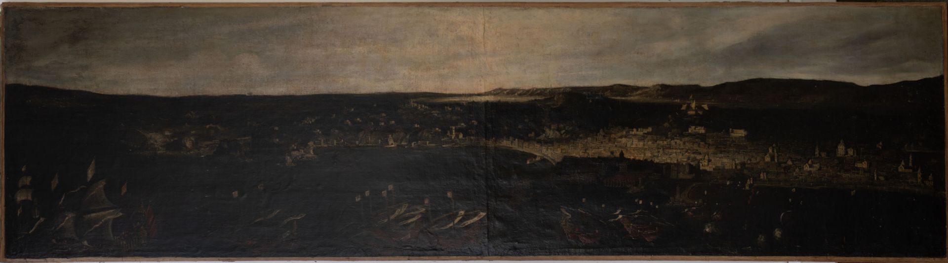 Null 18世纪意大利学校，托马索-鲁伊斯的随行人员（1710-1750年）。
那不勒斯湾全景图
布面油画
H.72厘米宽，271厘米高VS
修复，衬里
