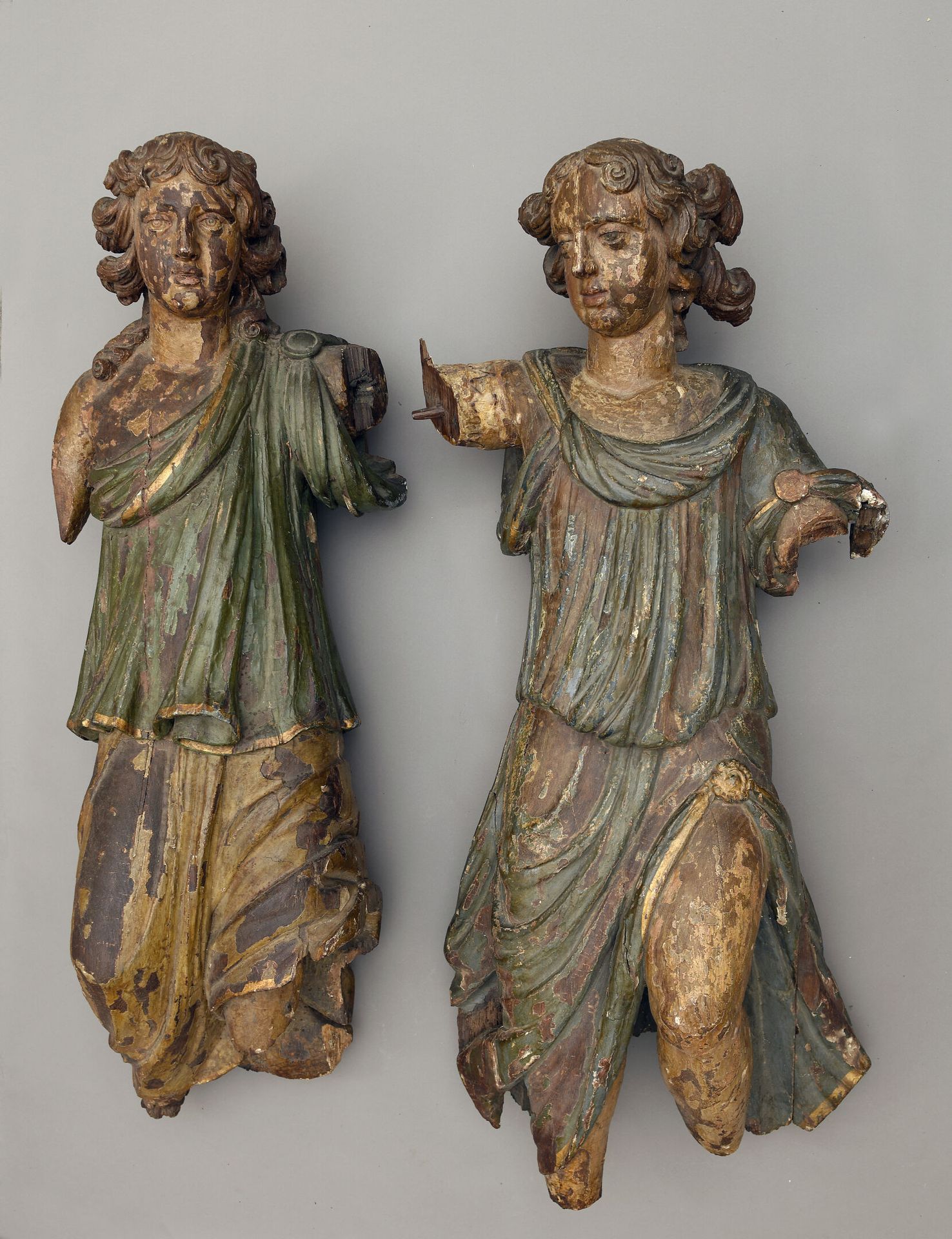 Null Scuola francese del XVIII secolo
Due angeli
Coppia di sculture in legno pol&hellip;