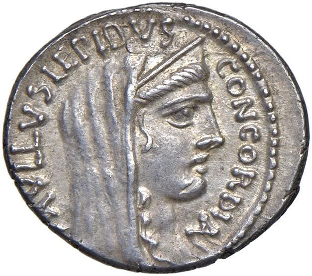 Ancient coins GENS AEMILIA L. Aemilius Paulus (62 v. Chr.) Denarius - Crawford 4&hellip;