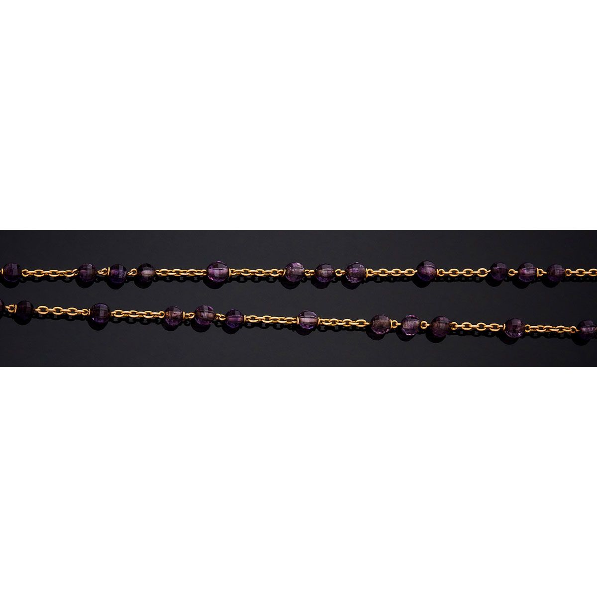 Null 14K黄金585毫米长项链，紫水晶珠子。

B.P. 52,2g.- 长度：144厘米