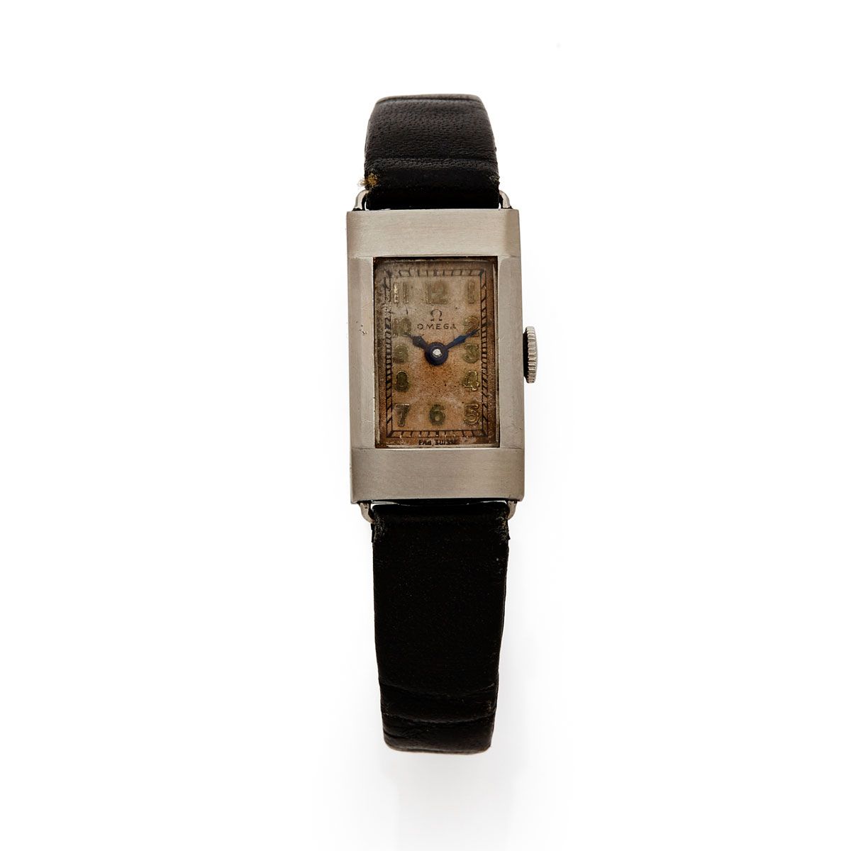 Null Omega, No. 9165568, circa 1920


Un piccolo orologio da donna in acciaio st&hellip;
