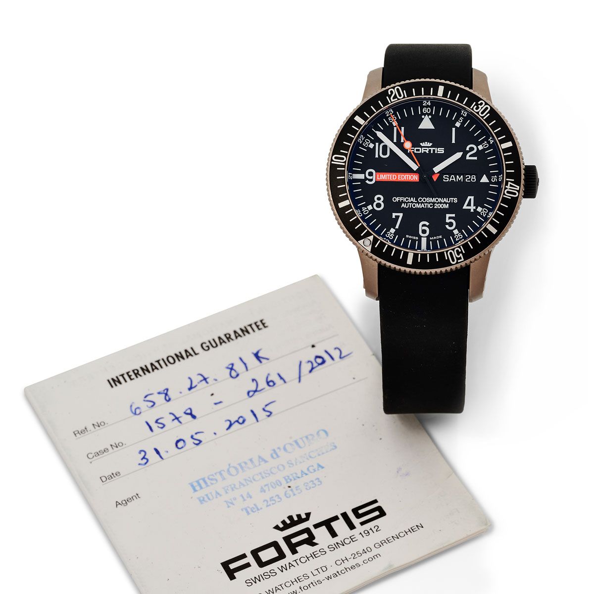 Null Fortis, Cosmonaut, 限量版No.261/2012，2015年5月31日售出。

大型防水钛合金腕表，渐进式旋转表圈，黑色表盘，阿拉伯&hellip;