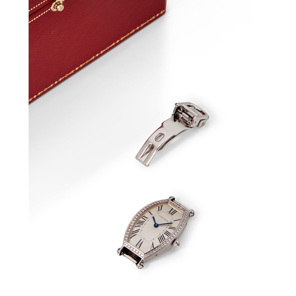 Null Cartier, Tonneau, ref. 2711, n. 037705, 2009 circa.

Splendido orologio da &hellip;