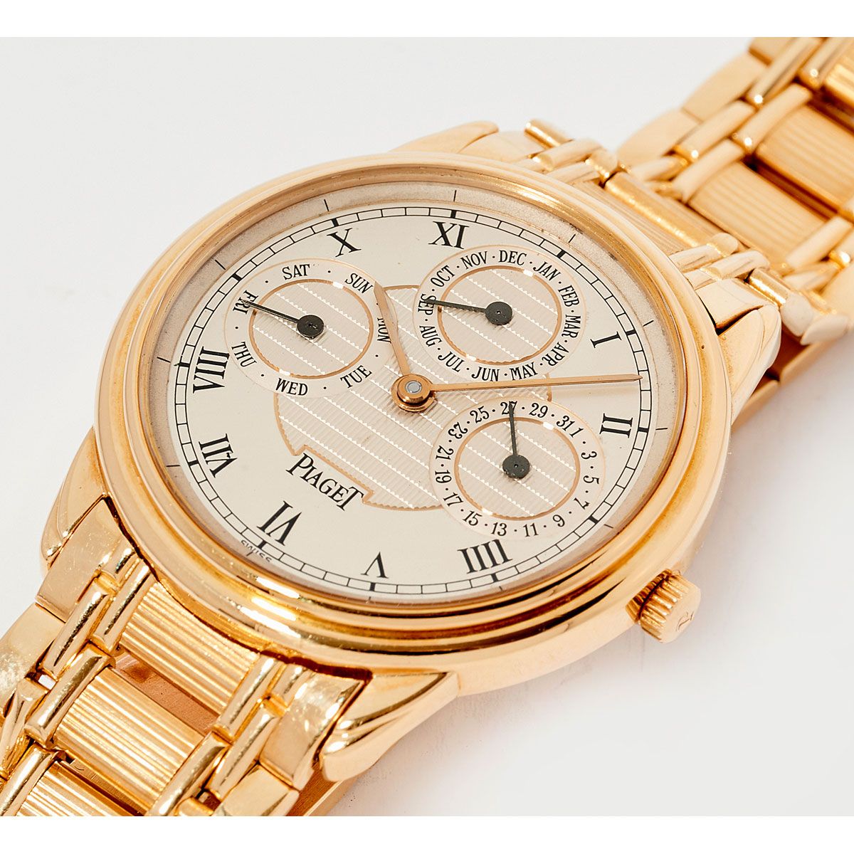 Null Piaget, Réf.15559, n° 568559.

Une lourde montre en or sur bracelet or à do&hellip;