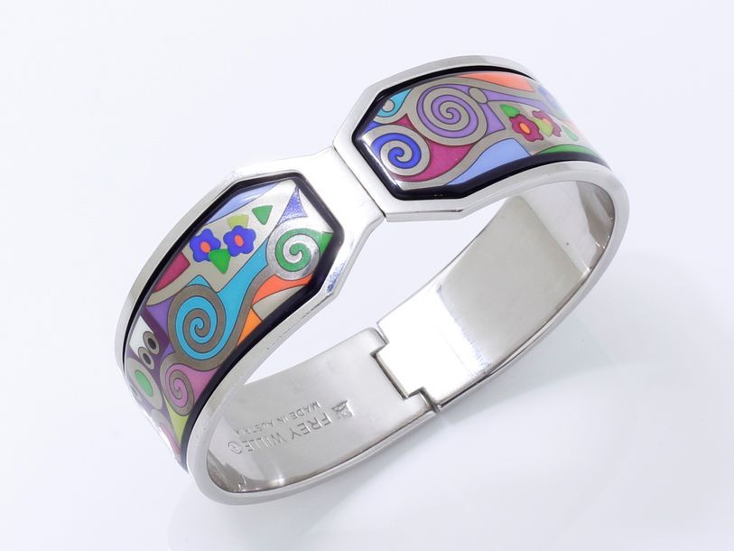Null FREY WILLE

Bracelet jonc rigide ouvrant en métal argenté, à décor stylisé &hellip;