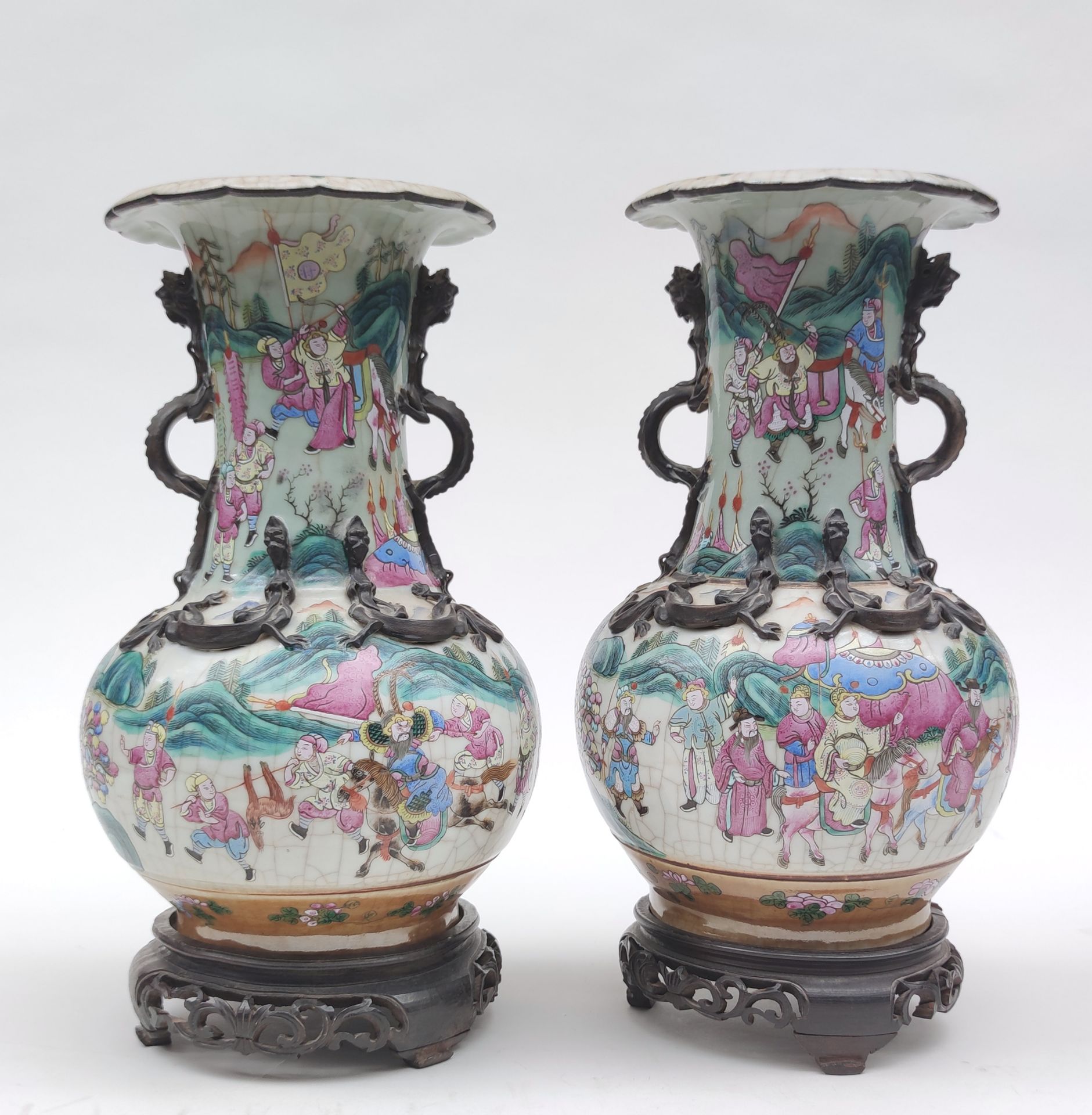 Null 
Pair of cracked porcelain VASES with polychrome enamelled decoration of ch&hellip;