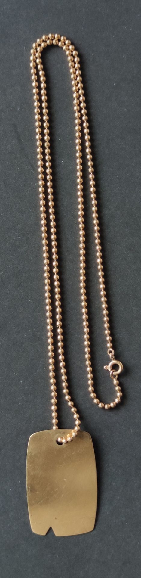 Null KETTE UND PENDENTIF-Platte aus 750°/00 Gelbgold Gewicht: 19,3 g