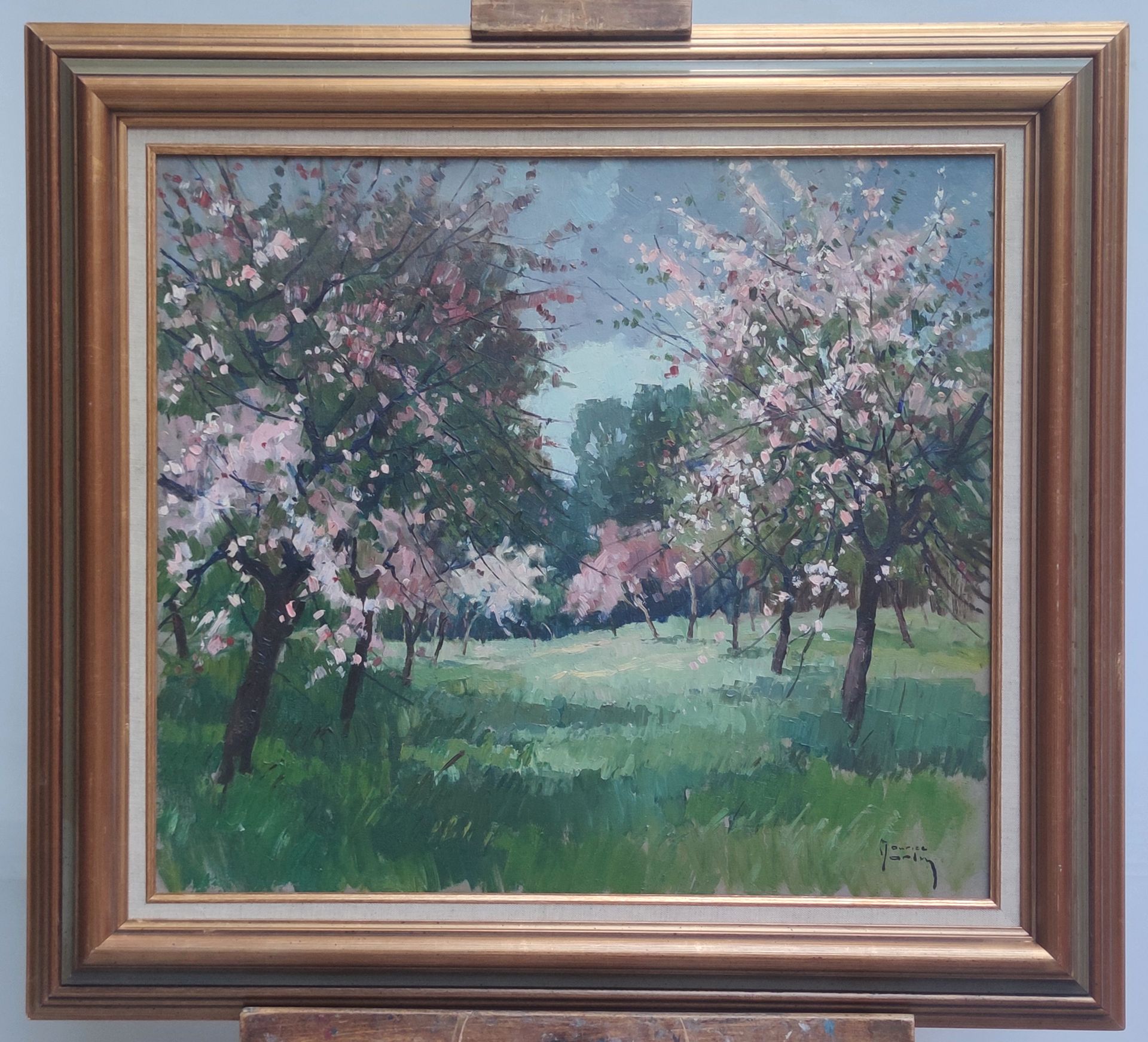 Null 
莫里斯-马丁 (1894-1978)

果园

布面油画，右下角有签名

65 X 73厘米

出处：加来拍卖会，1994年3月，皮荣先生