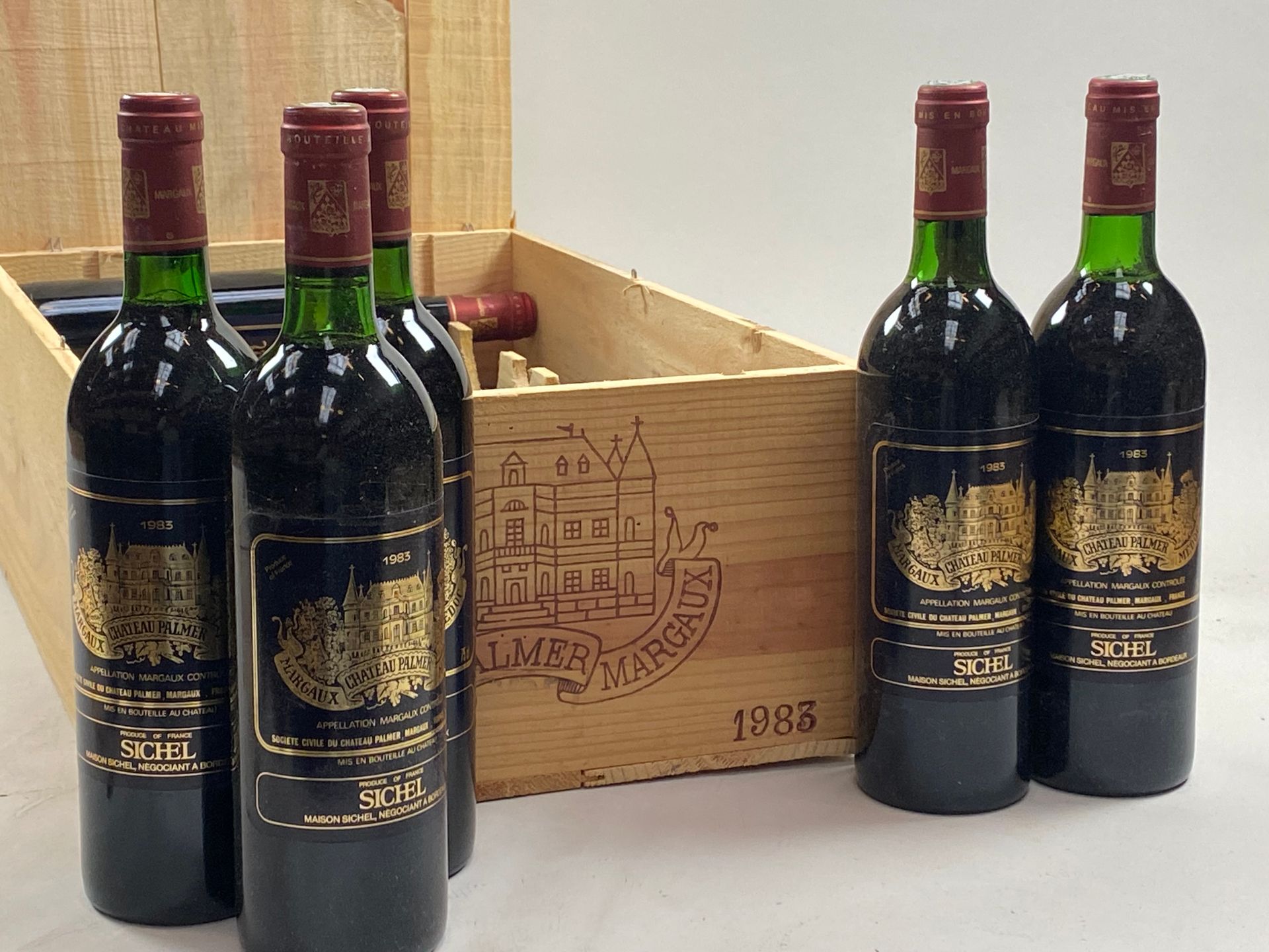 Null 12 bottiglie Château Palmer 1983 3rd GCC Margaux CB (BG/NTLB)