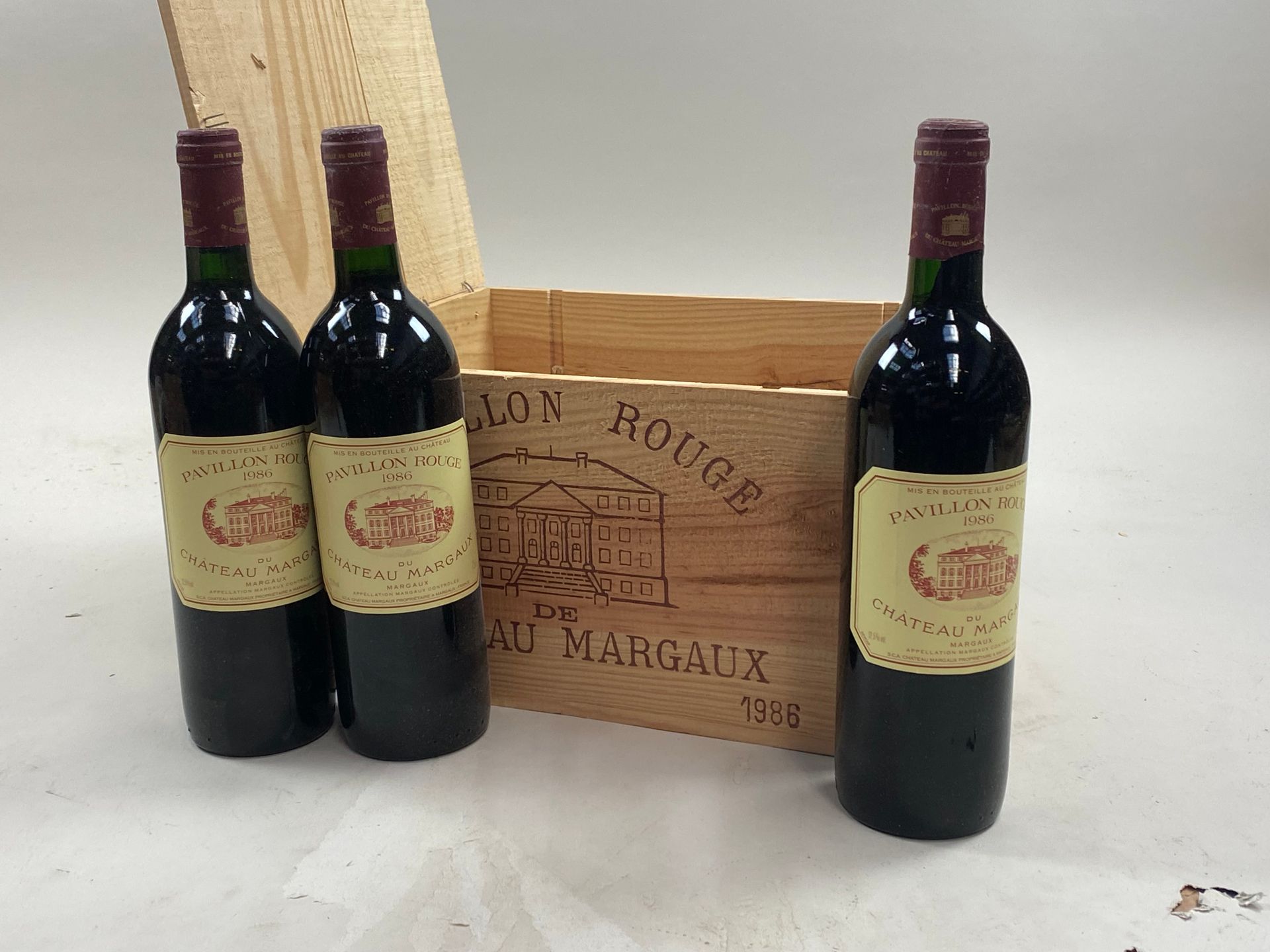 Null 6 bouteilles Pavillon Rouge 1986 Second vin du Château Margaux CB