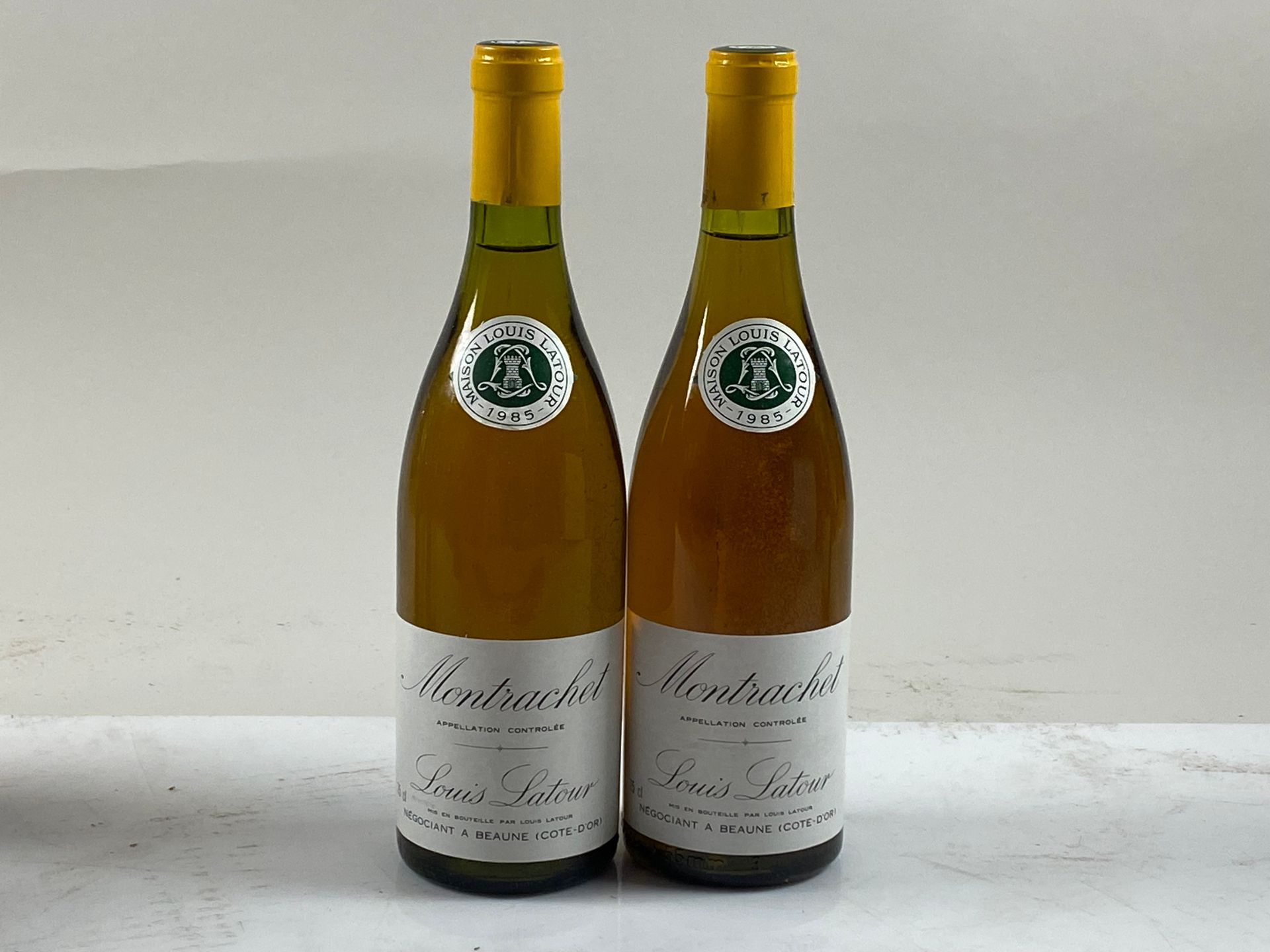 Null 2 Flaschen Montrachet 1985 GC Louis Latour