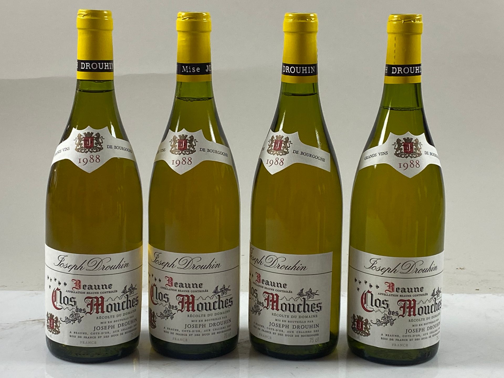 Null 4 bottles Clos des Mouches 1988 1er C Joseph Drouhin