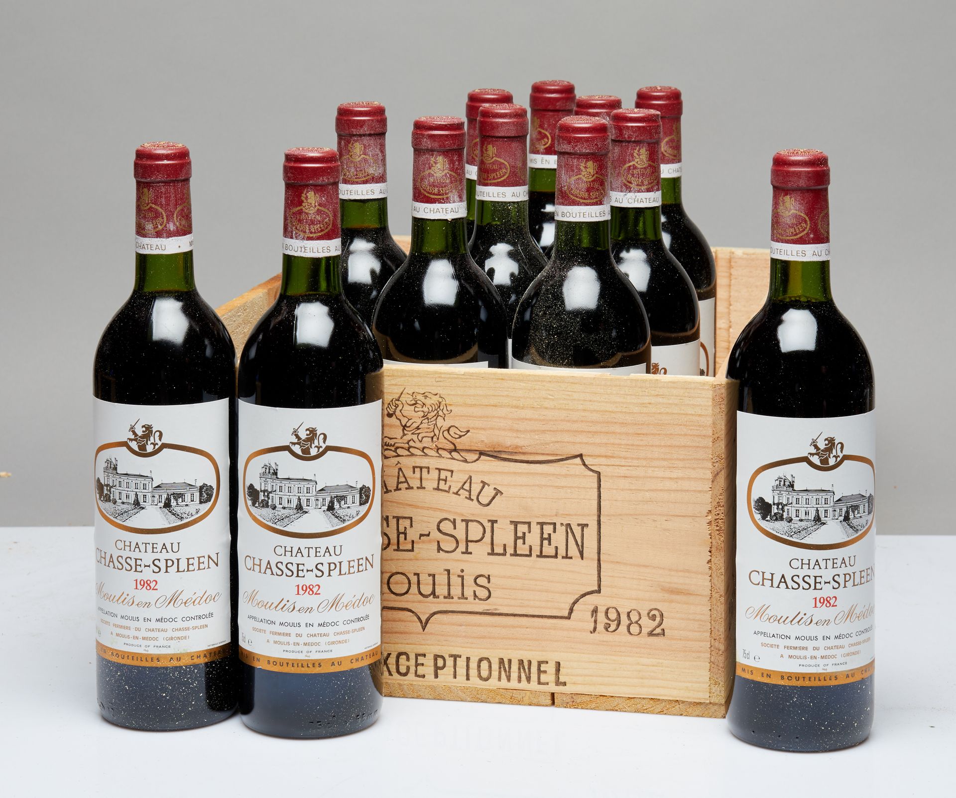 Null 12 bottles Château Chasse Spleen 1982 C Bourgeois Moulis CB