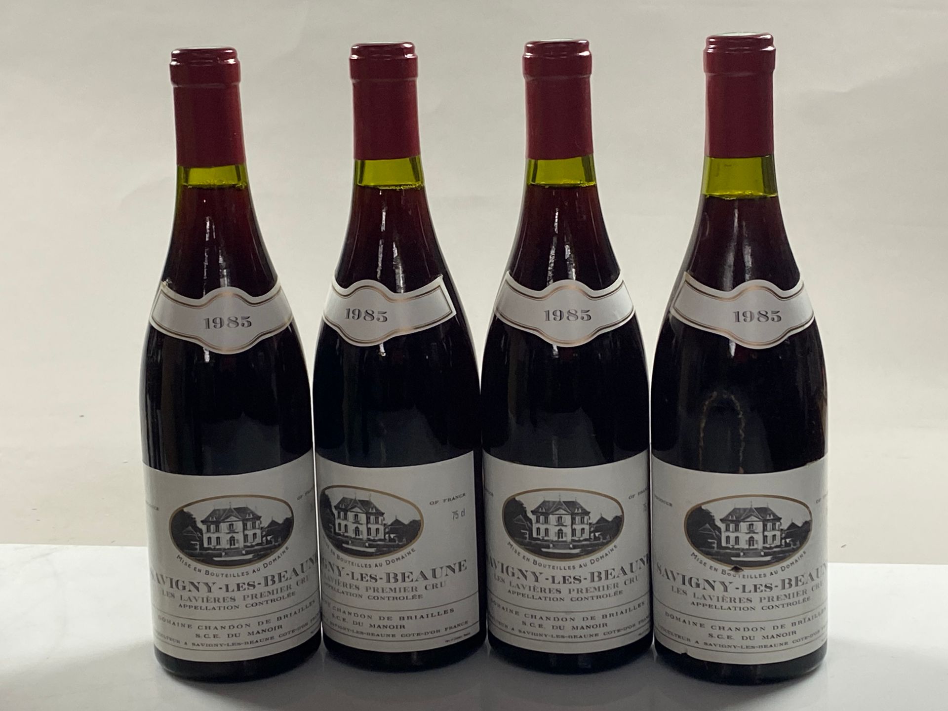 Null 4 bouteilles Savigny-les-Beaune Les Lavières 1985 1er C Dom Chandon de Bria&hellip;