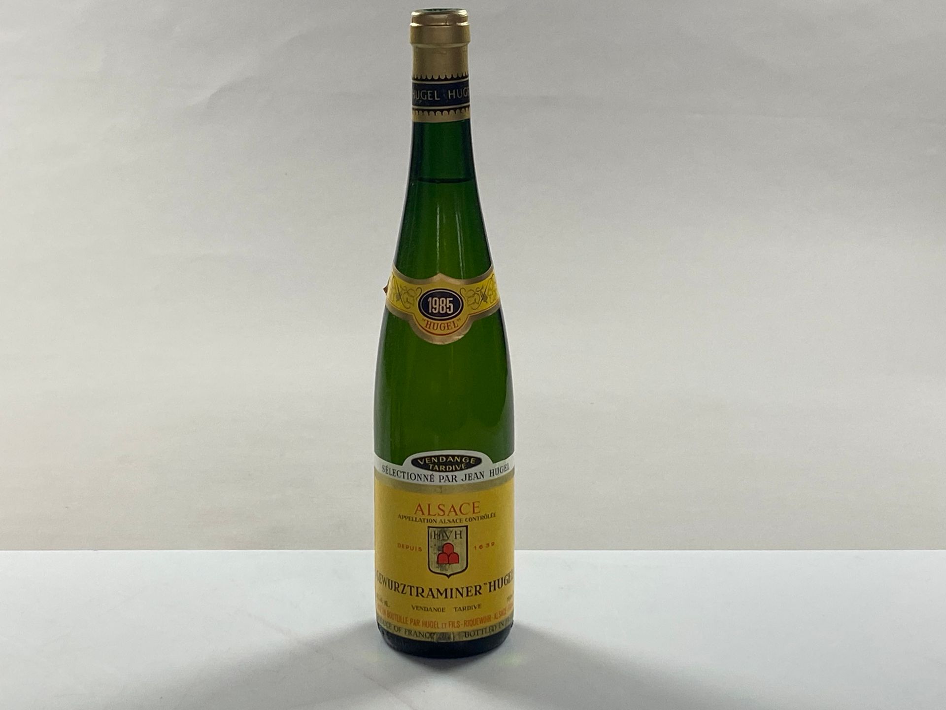 Null 1 Flaschen Gewurztraminer "Hugel" 1985 J Hugel