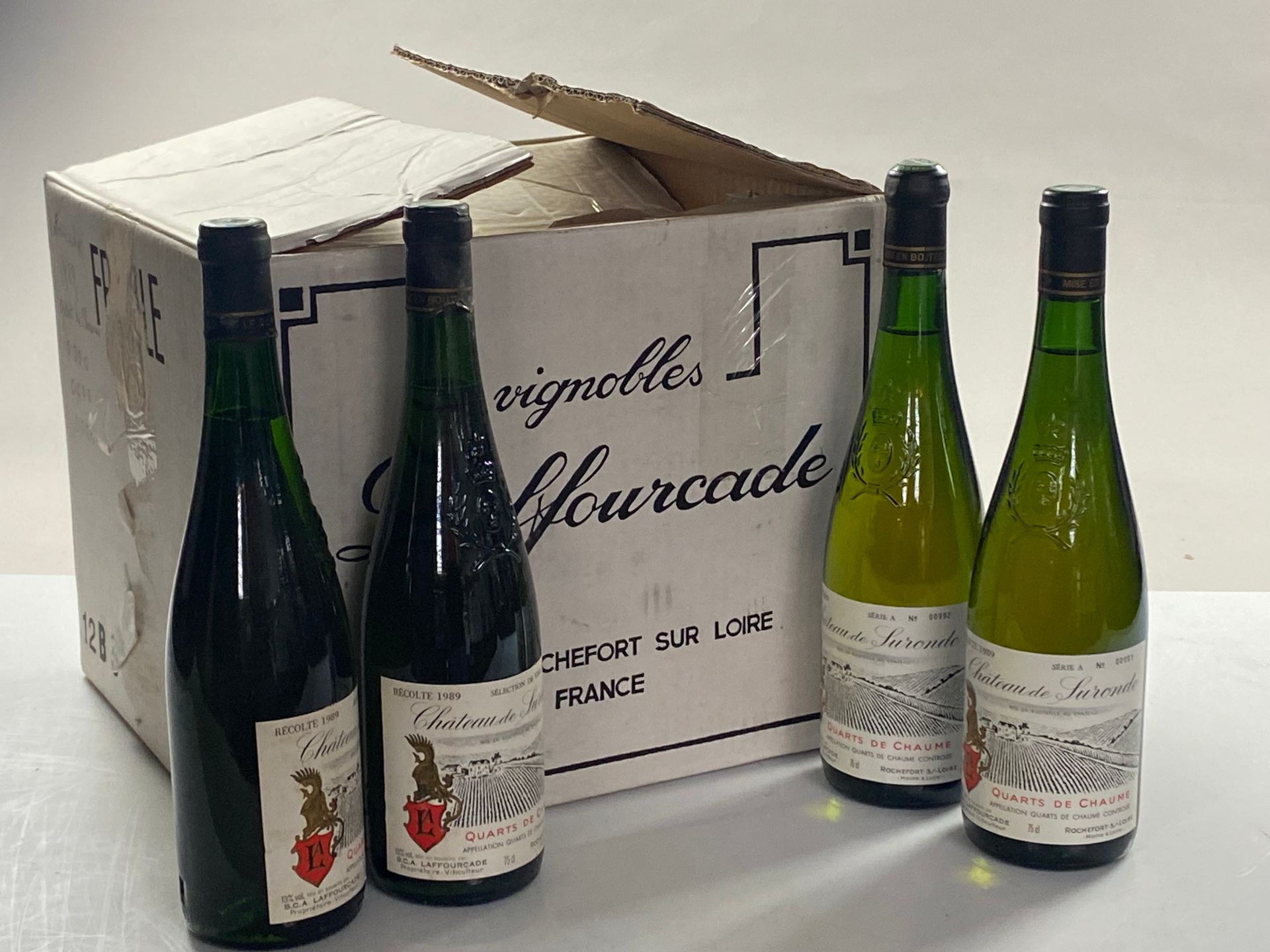 Null 12 botellas Quarts de Chaume l'Echarderie 1989 Vignobles Laffourcade (caja &hellip;