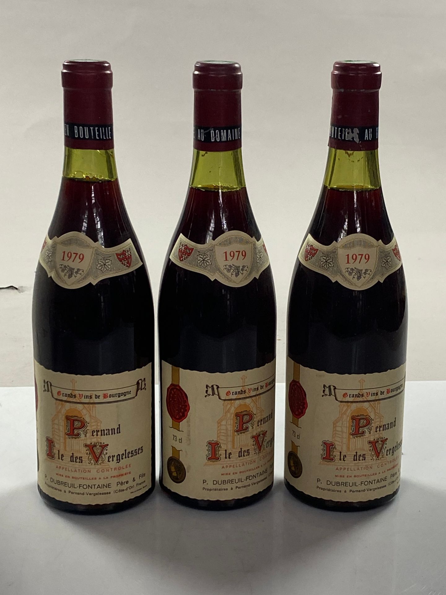 Null 3 bottles Pernand Ile des Vergelesses 1979 1er C Dom Dubreuil-Fontaine