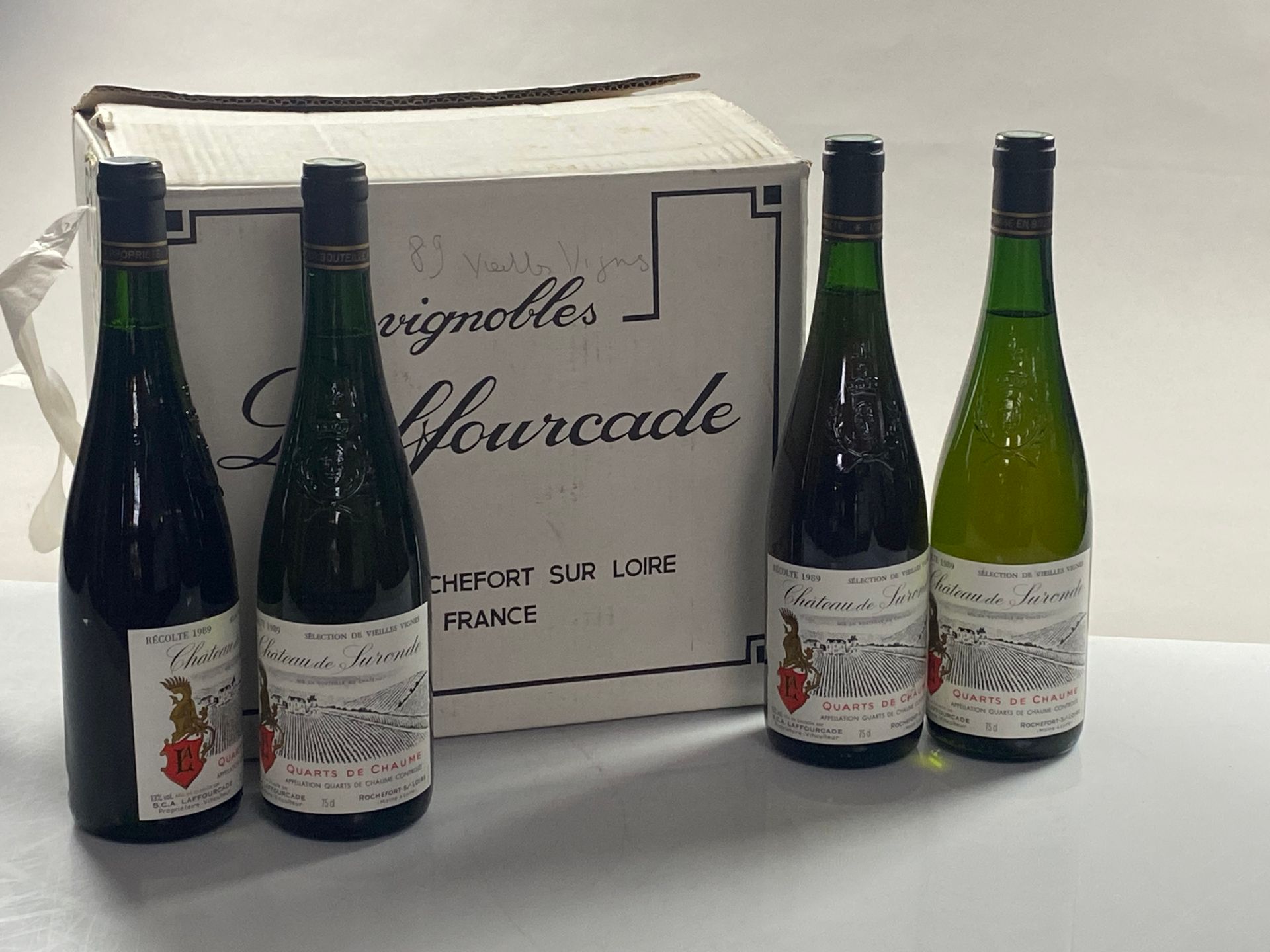 Null 12 Flaschen Quarts de Chaume Château de Suronde Vieilles Vignes 1989 Dom de&hellip;