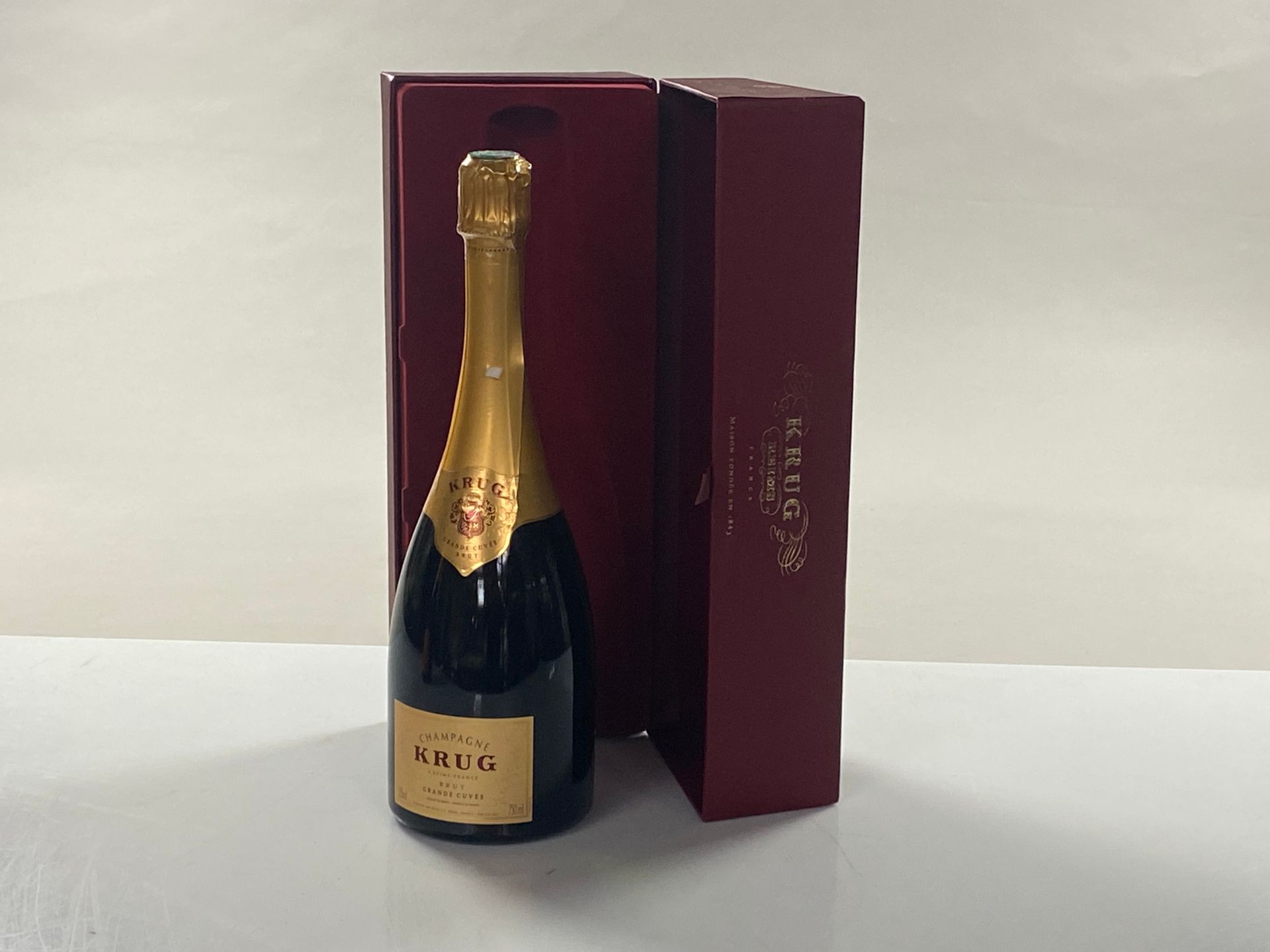 Null 1 Flaschen Champagne Krug Grande Cuvée (Originalkarton)