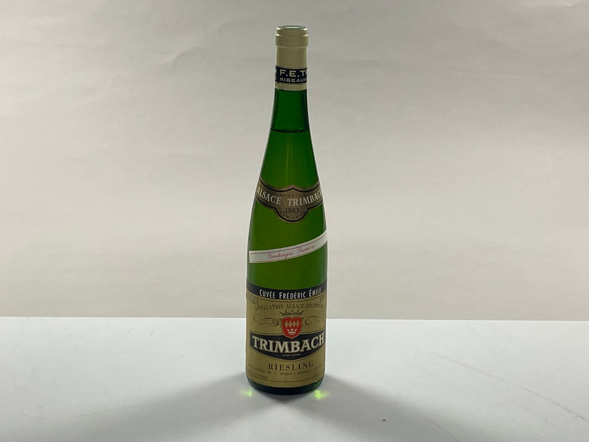 Null 特林巴赫雷司令香槟酒1瓶，1983年，特林巴赫酒庄（原包装盒），Frédéric-Emile。