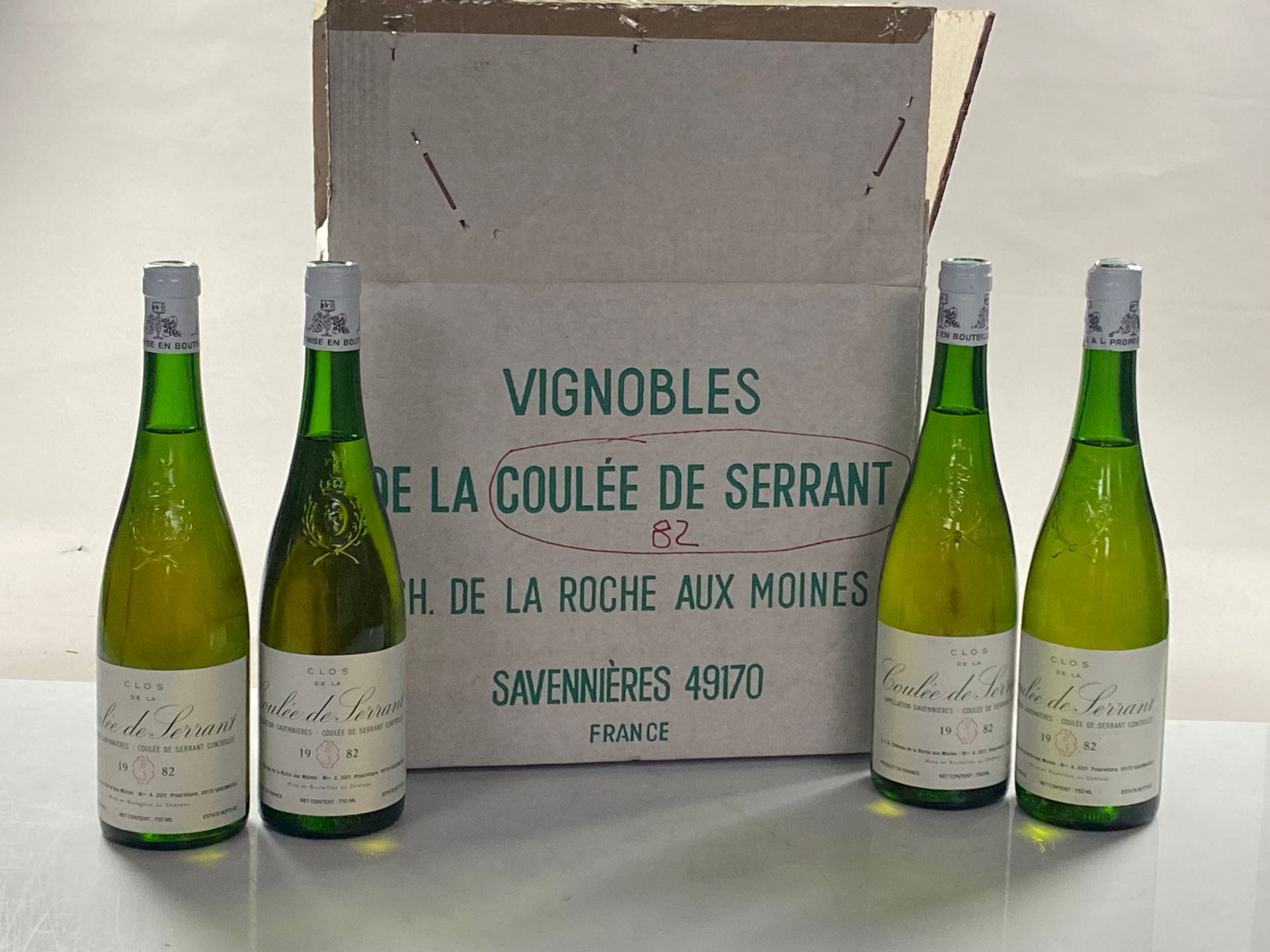 Null 12 botellas Clos de la Coulee de Serrant 1982 Joly (caja original) (entre 3&hellip;