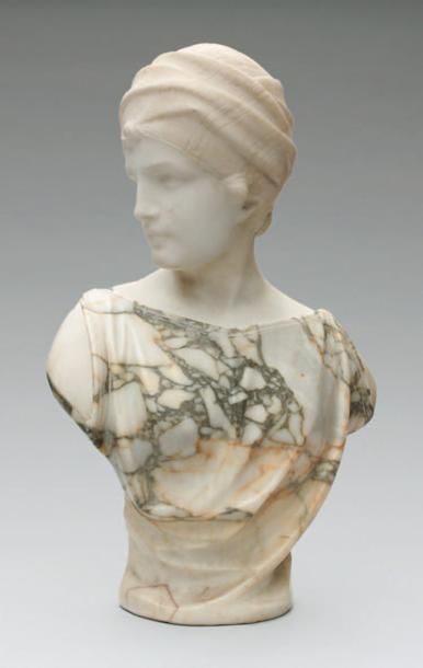 Guglielmo PUGI, XIXe siècle - 1915 (d'après) Atelier anonyme Buste de femme au t&hellip;