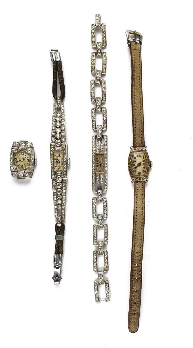 ENSEMBLE DE 3 MONTRES ART-DECO A lot of platinum and white gold Art-Deco watches&hellip;