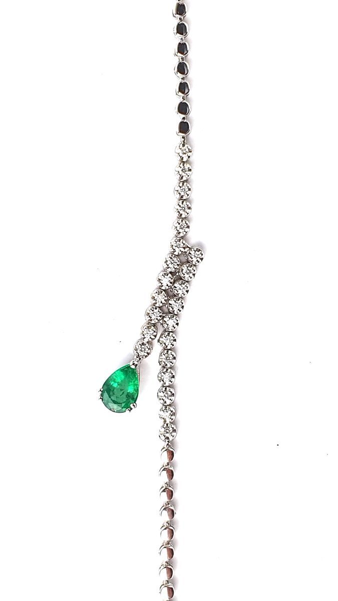 Bracelet Diamond, emerald and 18k white gold bracelet.