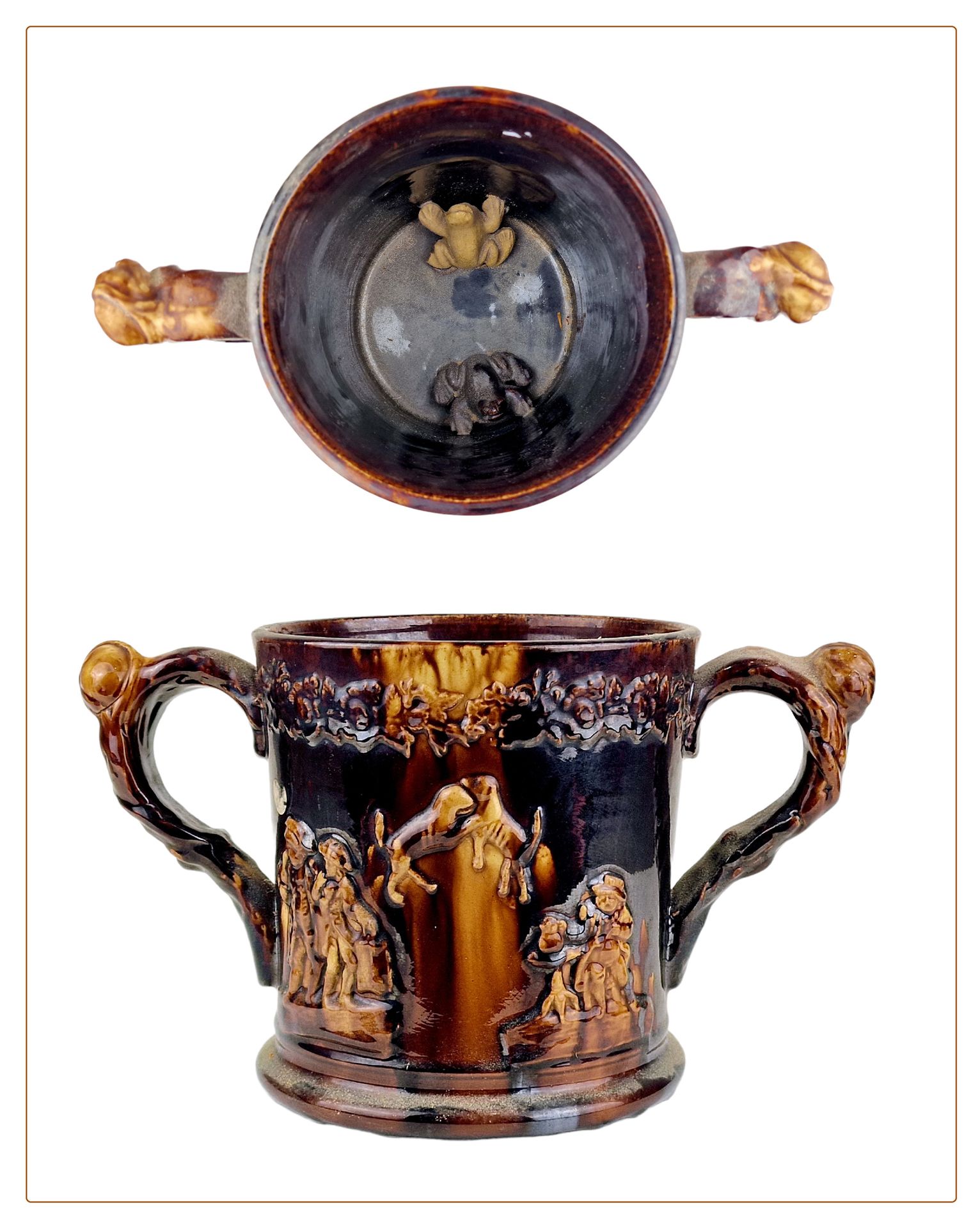 ECOLE DU NORD, 20ème SIECLE 有两个手柄的杯子



釉面陶器，饰有人物，里面有两只青蛙。

尺寸：17 x 16 cm

免费优惠