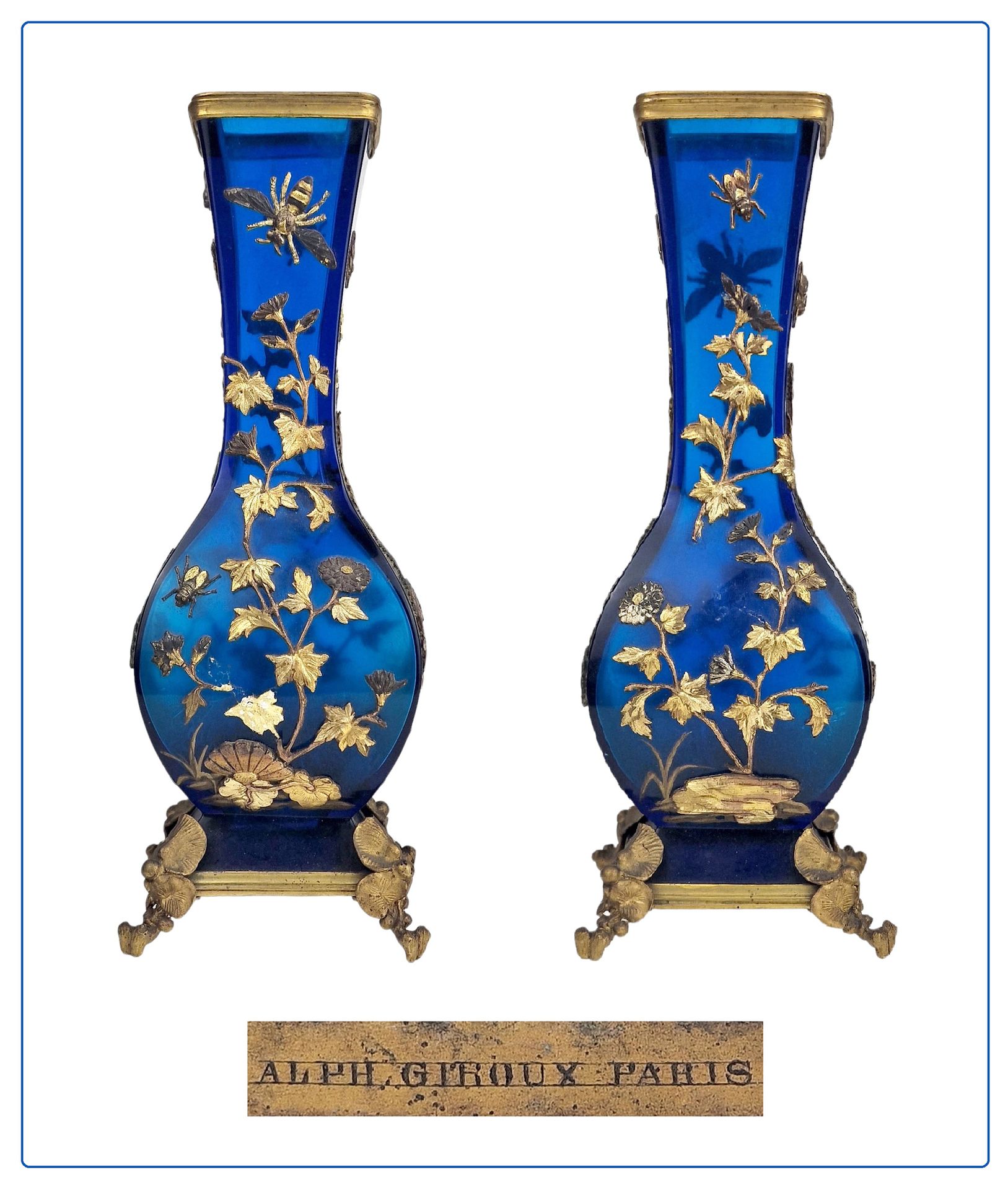ALPHONSE GIROUX, PARIS 19ème SIECLE 一对日本花瓶



蓝色玻璃，装饰有精美的木质框架，四脚站立。签名在上边缘。 失踪。

&hellip;