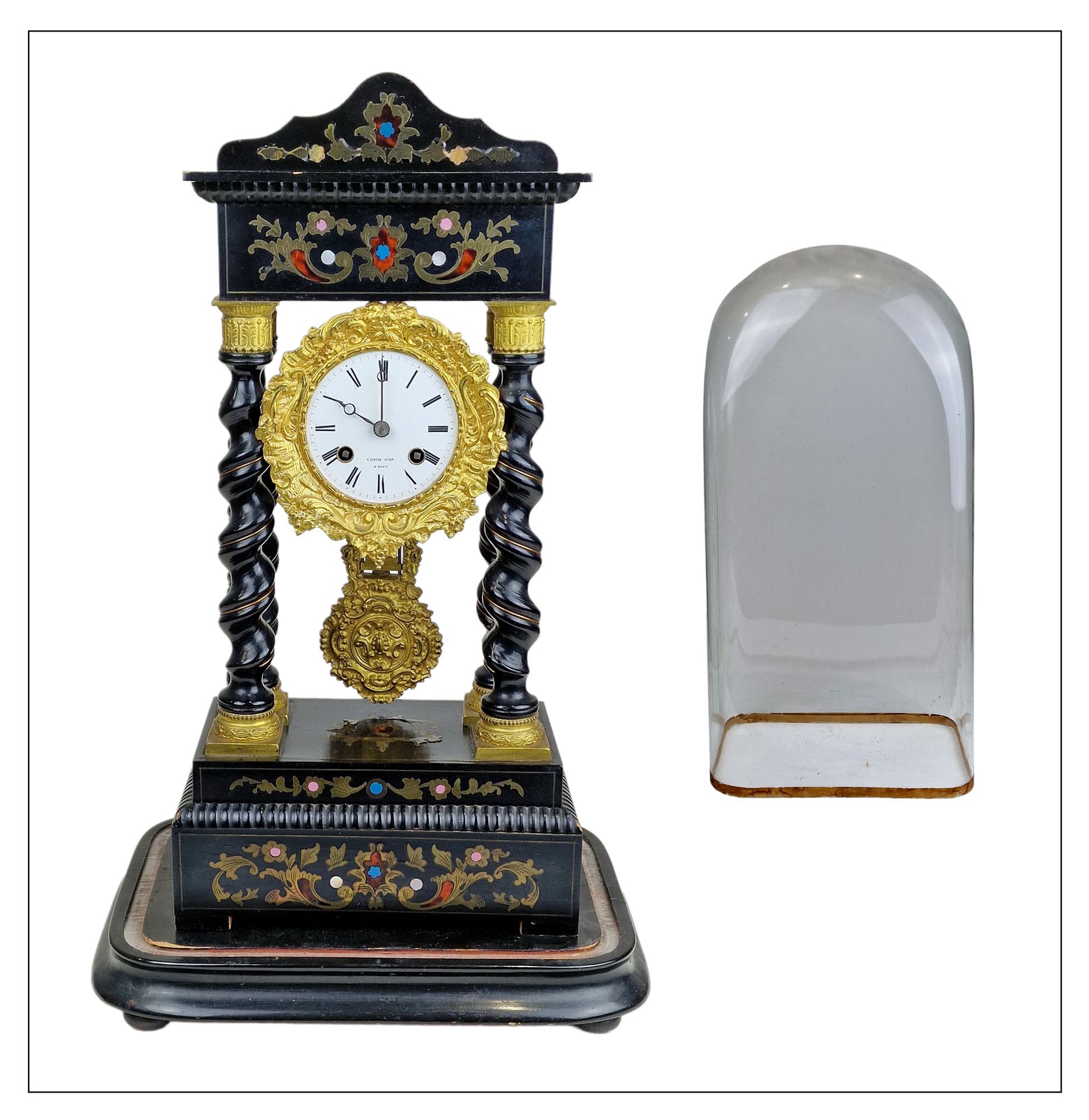 GHIGO, HORLOGER A NICE Reloj de pórtico Napoleón III



En madera ennegrecida co&hellip;
