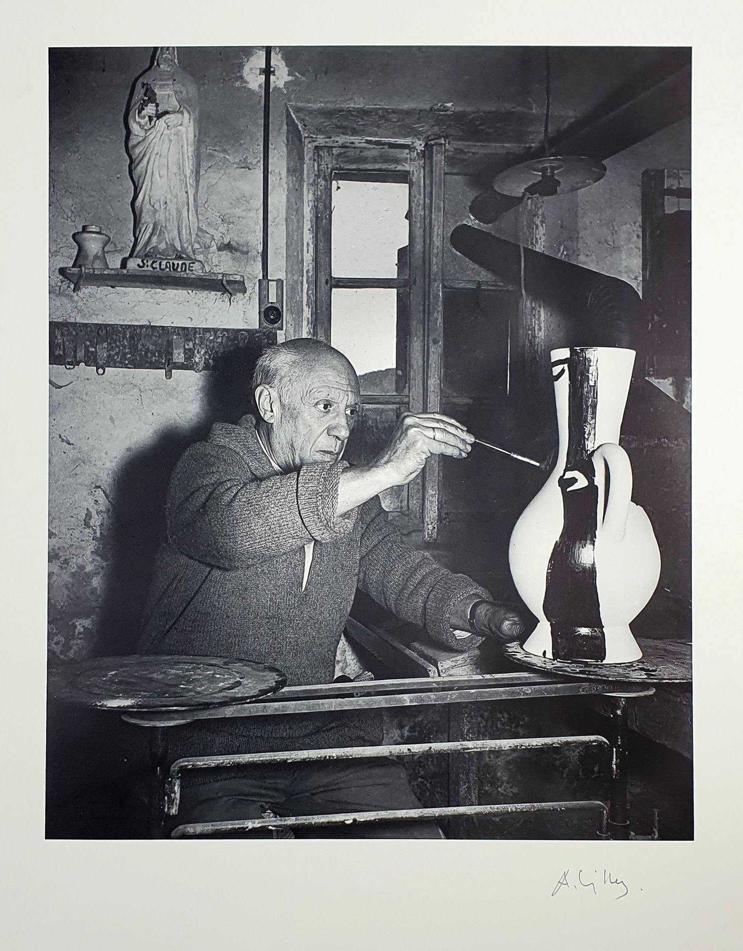 André Villers (1930-2016) 毕加索在瓦劳里，马杜拉工作室



双页打印，左下方有摄影师的铅笔签名，左页有标题。

关闭的尺寸：50,2&hellip;