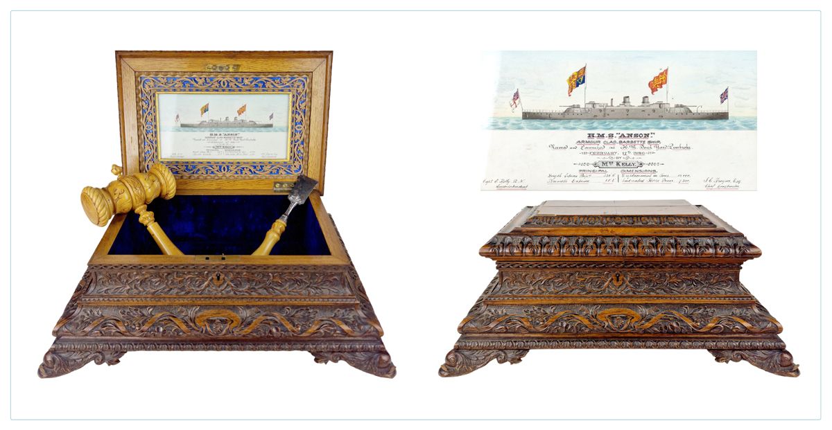 ANGLETERRE VERS 1900 舰艇就职典礼箱
雕刻精美的木头，四只脚上有海豚造型，里面露出1886年H.M.S. "安森 "号军舰的纪念牌，一个雕刻&hellip;