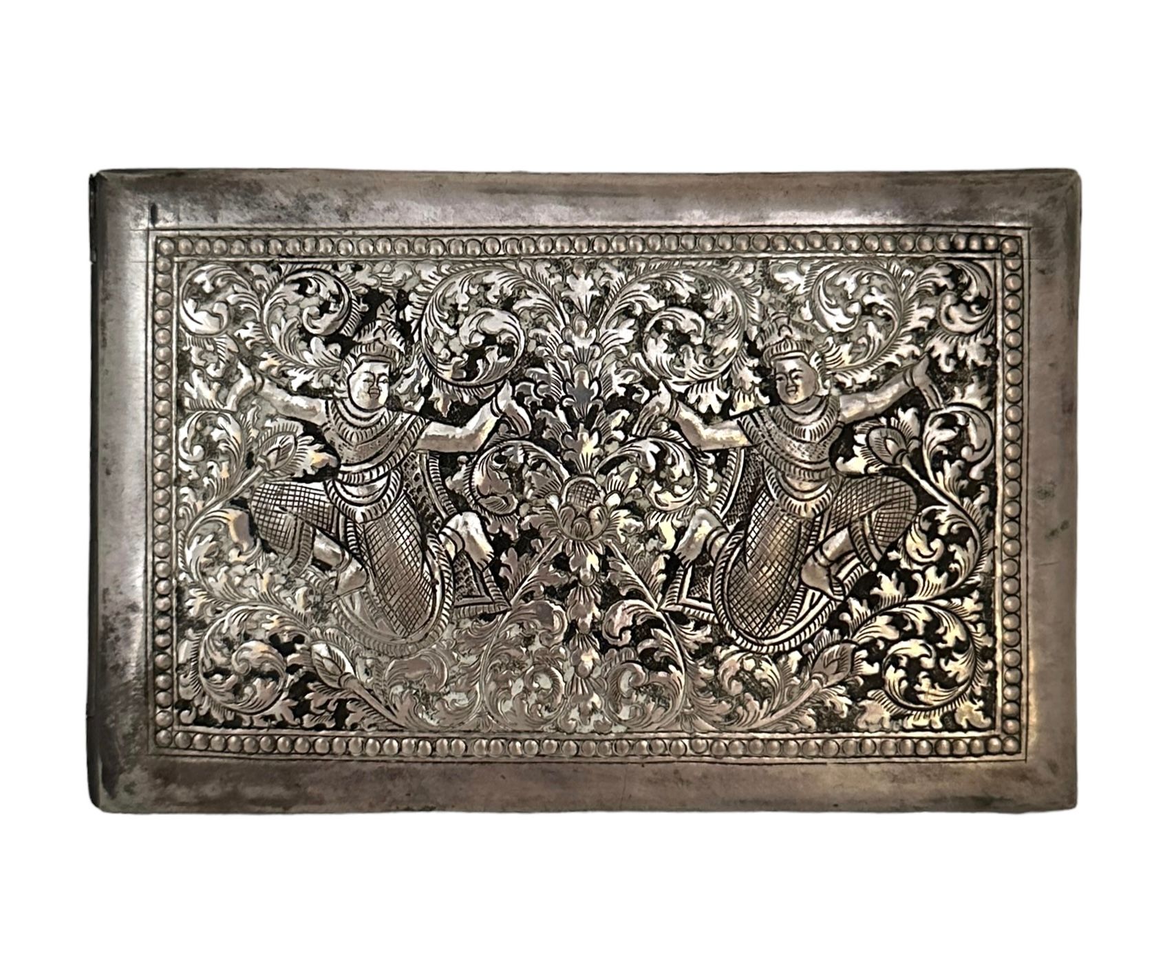 Silver Indian box Etui à cigarettes indien en argent 77 gr, 8 x 12 cm, avec exéc&hellip;