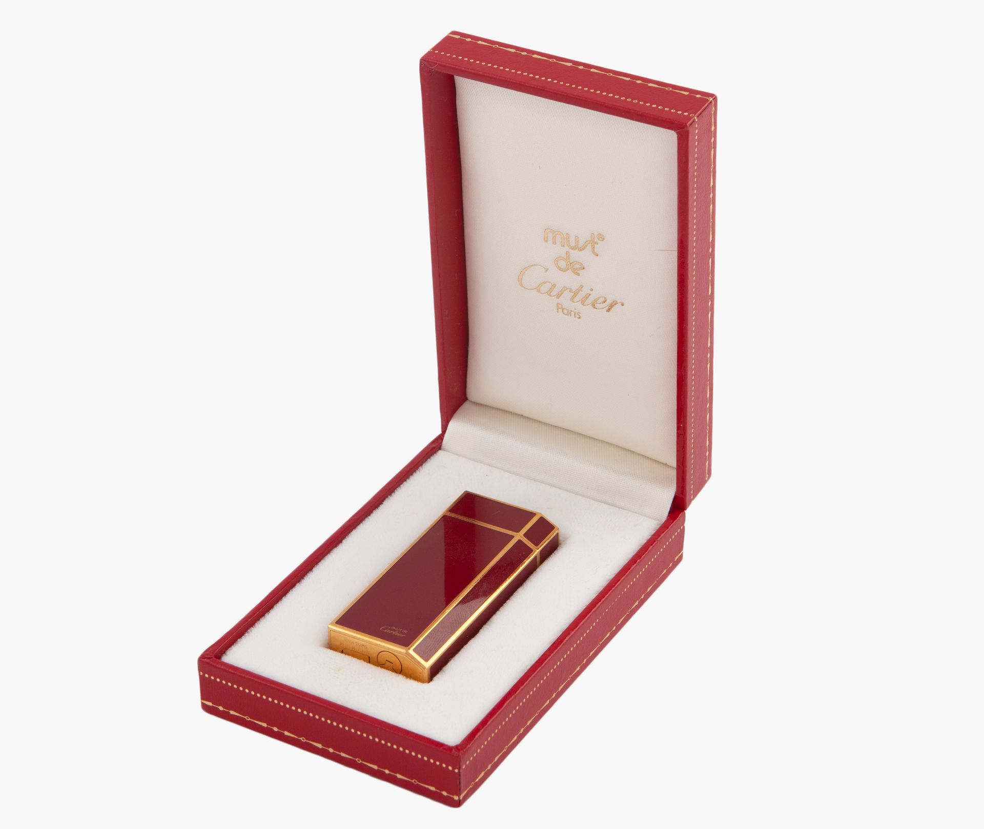 Null LIGHTER WITH GOLD PLATED LACQUER, CARTIER Made of gold plated metal and bur&hellip;