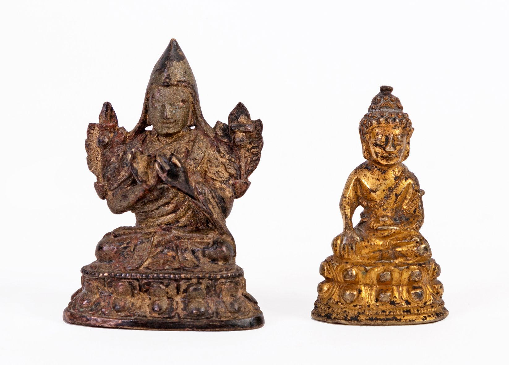 Null Tibet, XVIIIe siècle
Lot de deux petites statuettes en bronze, l'une à pati&hellip;