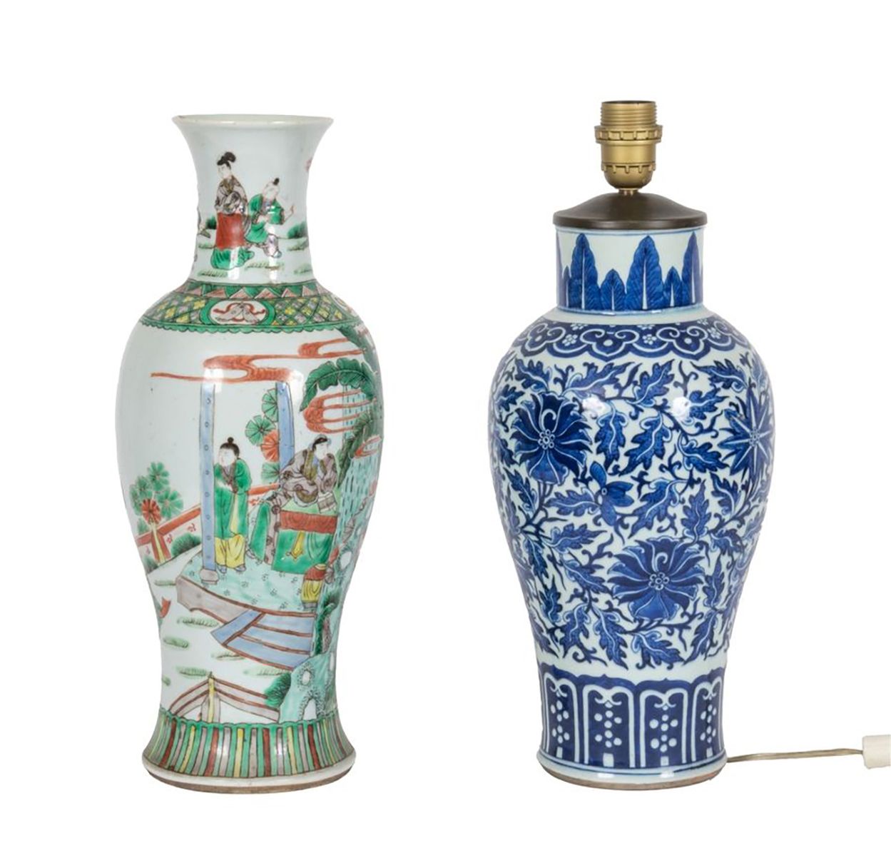 Null Chine, XIXe siècle
Lot de deux vases en porcelaine, l’un à décor en émaux d&hellip;