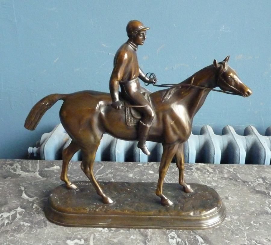 Null Charles VALTON (1851-1918), fonte posthume
Jockey sur son cheval 
Bronze à &hellip;