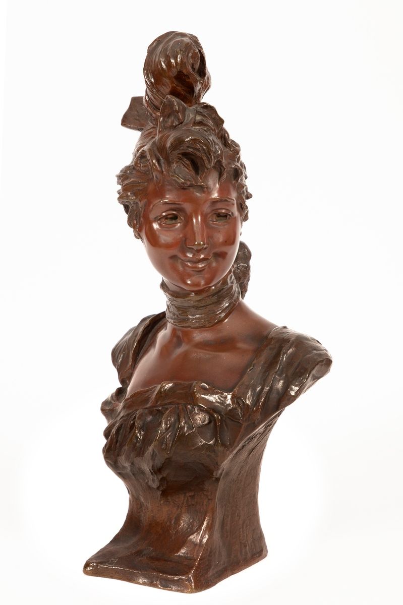 Null Georges VAN DER STRAETEN (1856-1928)
Élégante au foulard
Bronze à patine fo&hellip;