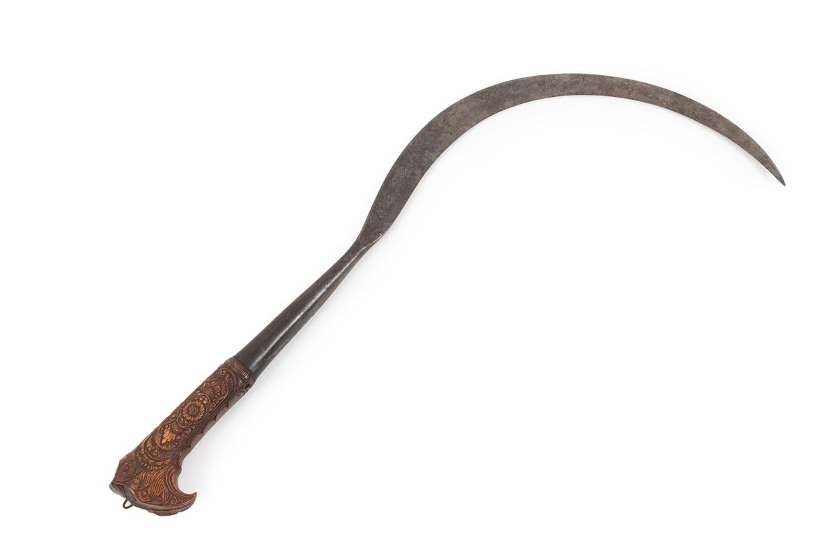 Null Couteau-serpe d'Indonésie, poignée en corne sculptée, lame avec petit décor&hellip;