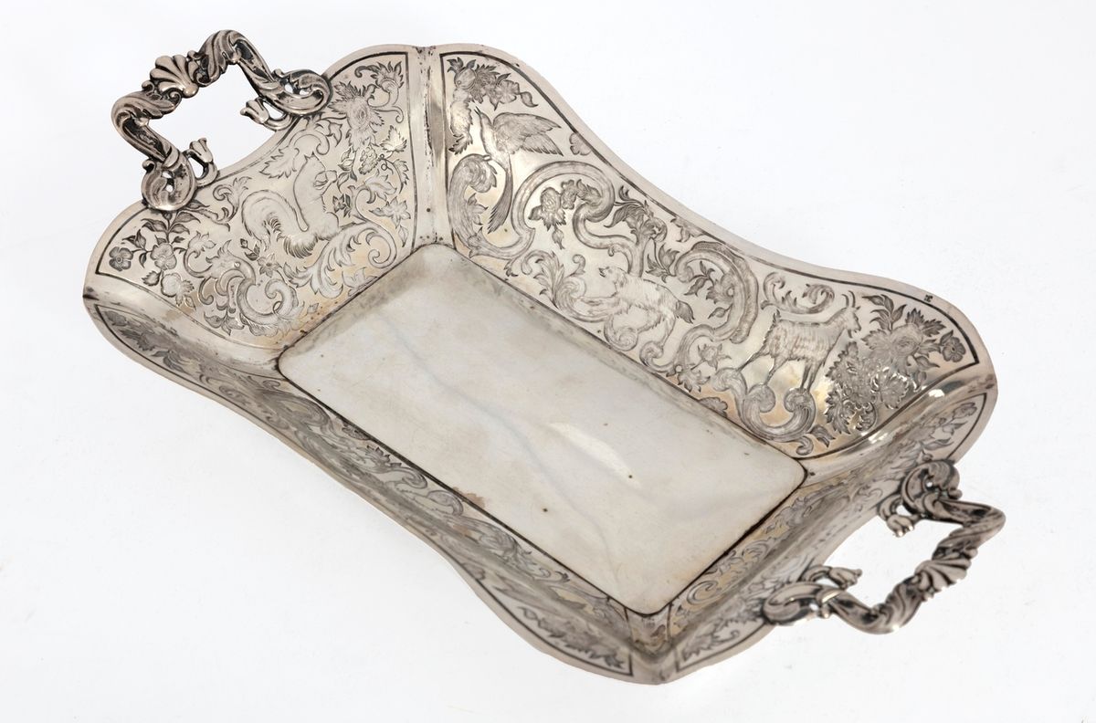 Null A silver basket with handles, finely engraved with animal and foliage decor&hellip;