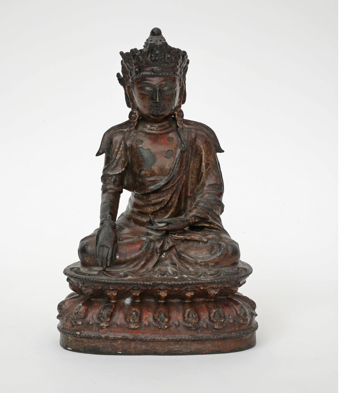 Null Cina, periodo Ming (1368-1644)
Buddha in bronzo laccato seduto su un doppio&hellip;