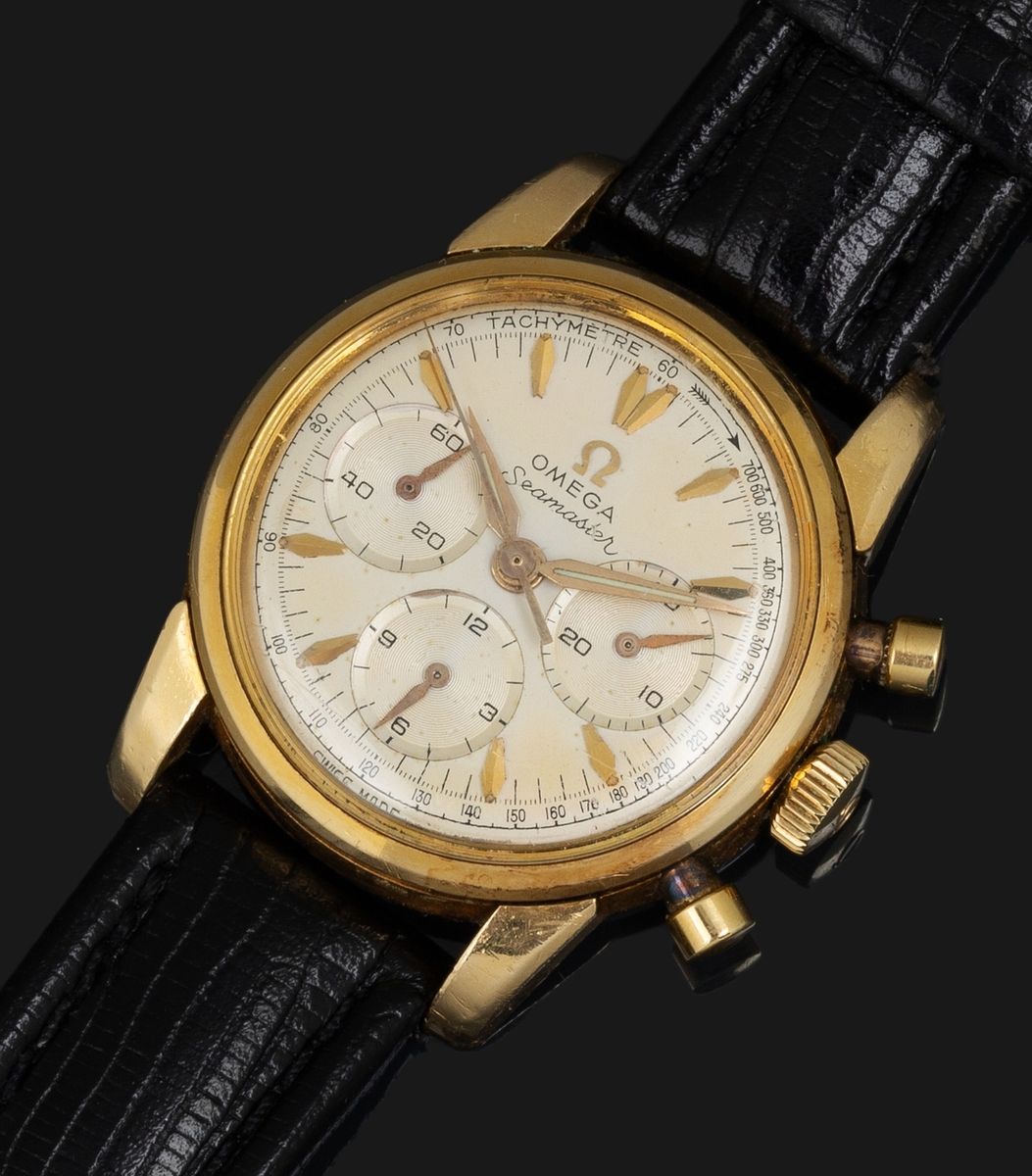 Null Omega
Seamaster
Reloj de caballero de metal dorado con correa de piel y cie&hellip;