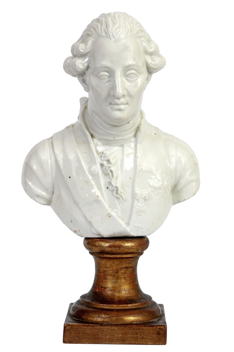 Null Buste de gentilhomme en porcelaine tendre
Tournai XVIIIe siècle
Socle posté&hellip;